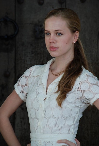 File:Carly jones 08.jpg