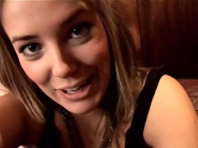 File:KM262-Alicesexyrupert2.jpg