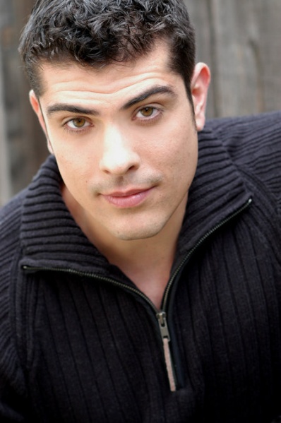 File:Reza Bahador.jpg