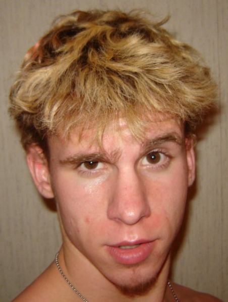 File:WillFacebook003.jpg